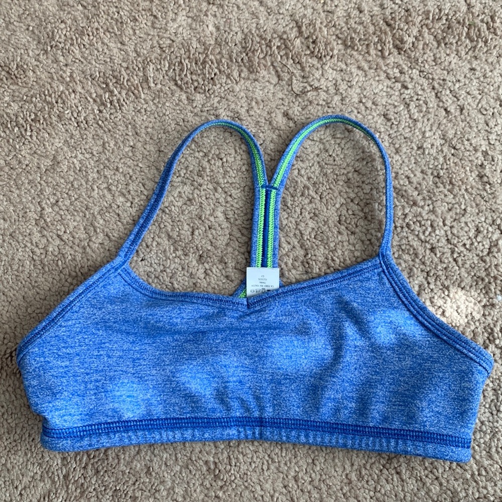 Ivivva by Lululemon Girls Sports Bra size 8, like new